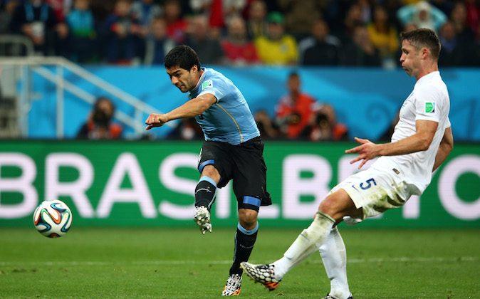 Luis Suarez Goal Highlights Today: Uruguay, Liverpool Striker Recovers From Injury, Puts Two Goals Pass England Goalkeeper Joe Hart