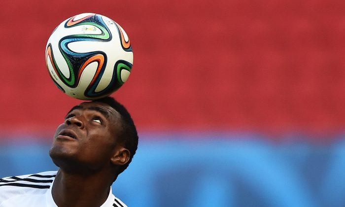 Emmanuel Emenike Transfer News: Is Nigeria, Fenerbahce Striker Moving to Chelsea? 
