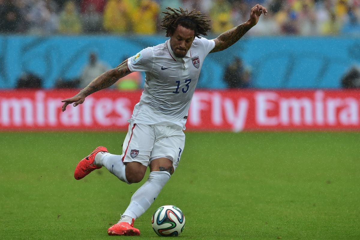 Jermaine Jones, Referee ‘Foul’ Video: Watch Team USA Player Run and Get Knocked Down by Ravshan Irmatov (+Photos)
