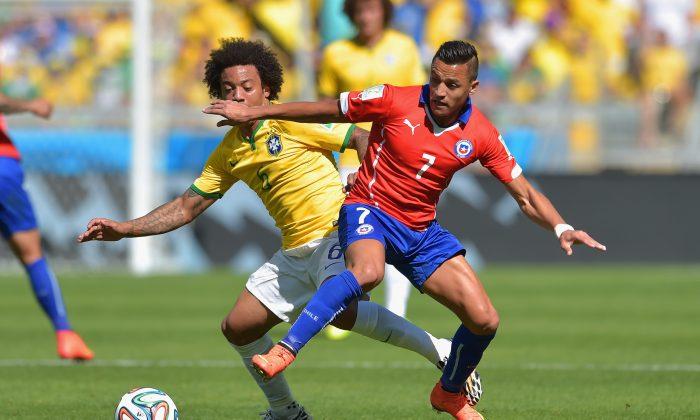 Alexis Sanchez Goal Video: Watch Eduardo Vargas Assist Chile, Barcelona Forward to Score Against Brazil