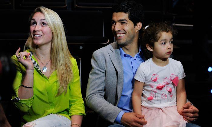 Luis Suarez Wife Sofia Balbi: Info, Photos (+Video)