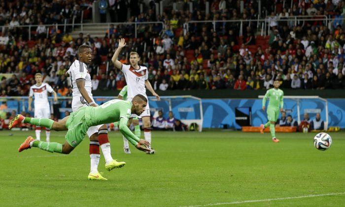 Abdelmoumene Djabou Goal Video: Algeria Scores; Loses 2-1 to Germany; Germans Advance to Quarterfinals