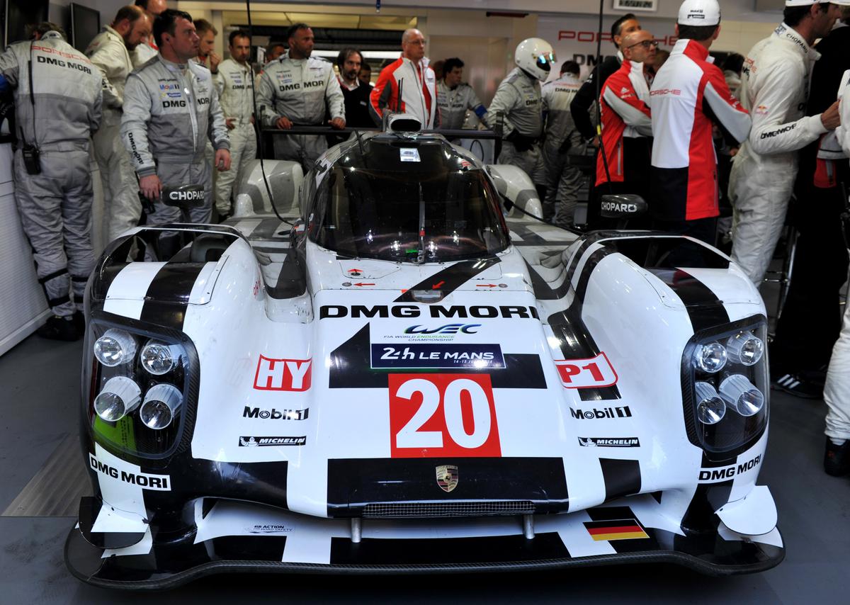 Both Porsches Out With 75 Minutes Left at Le Mans 24