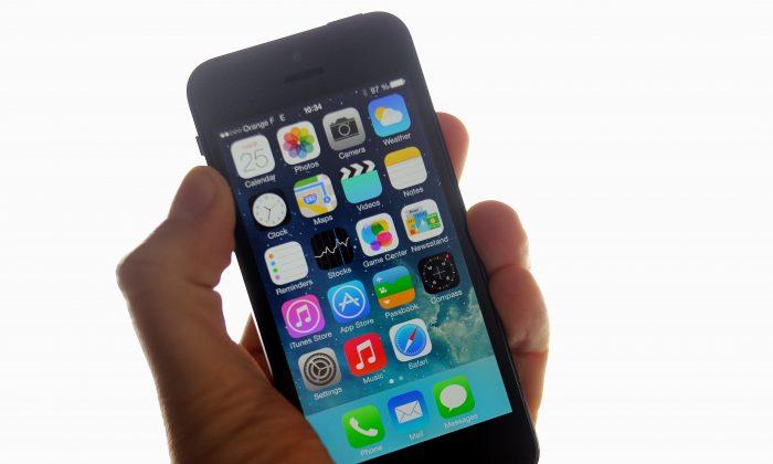 Apple iPhone Most Popular Smartphone in Canada as BlackBerrys Vanish: Report