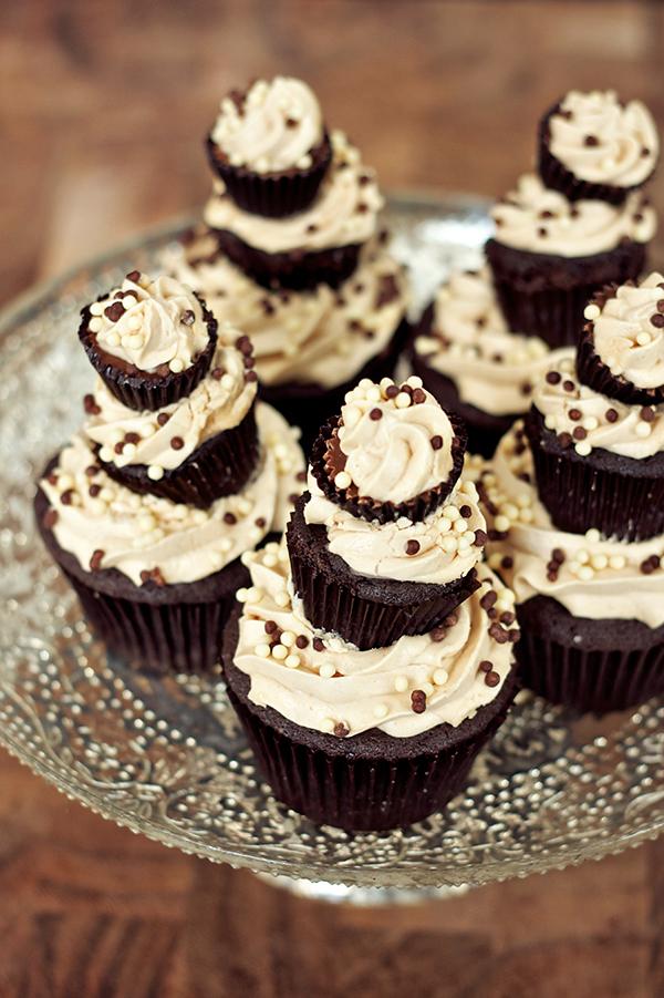 Recipe: Triple Decker Chocolate Peanut Butter Cupcakes