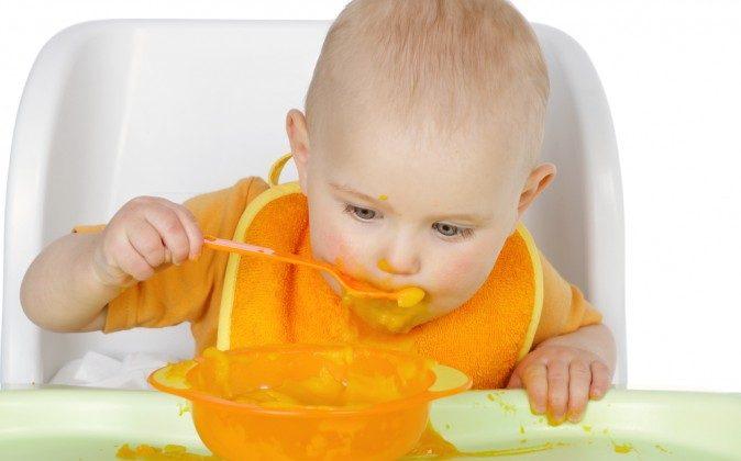 Kids Will Eat Veggies If You Start Early and Don’t Give Up (+Video)