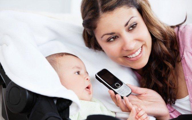New Study Finds Text Messaging Program Benefits Pregnant Women 