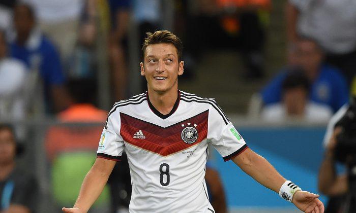 Özil Donates $600,000 Brazil World Cup Winnings to Gaza? Nope, Report is a Fake; Germany, Arsenal Midfielder Giving Earnings for Brazilian Children’s Surgeries Instead 