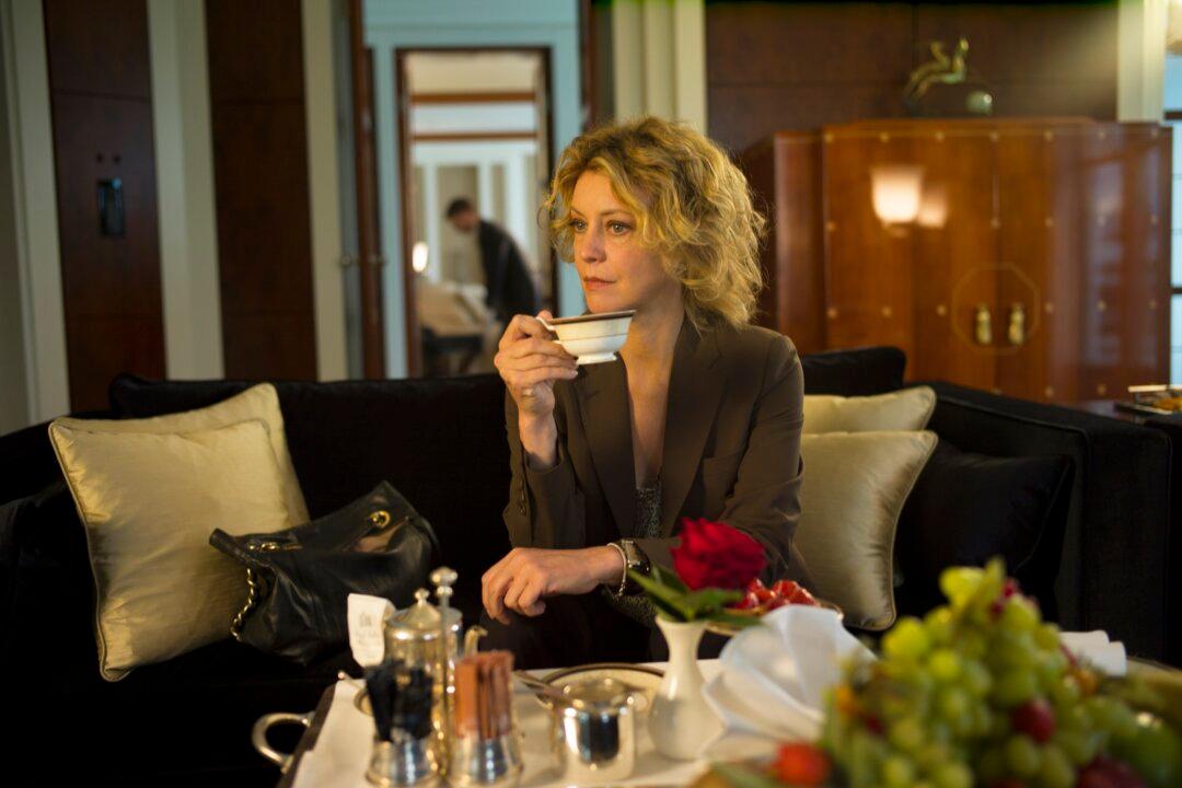 ‘A Five Star Life’: Life, Love, and Loneliness as a Hotel Critic