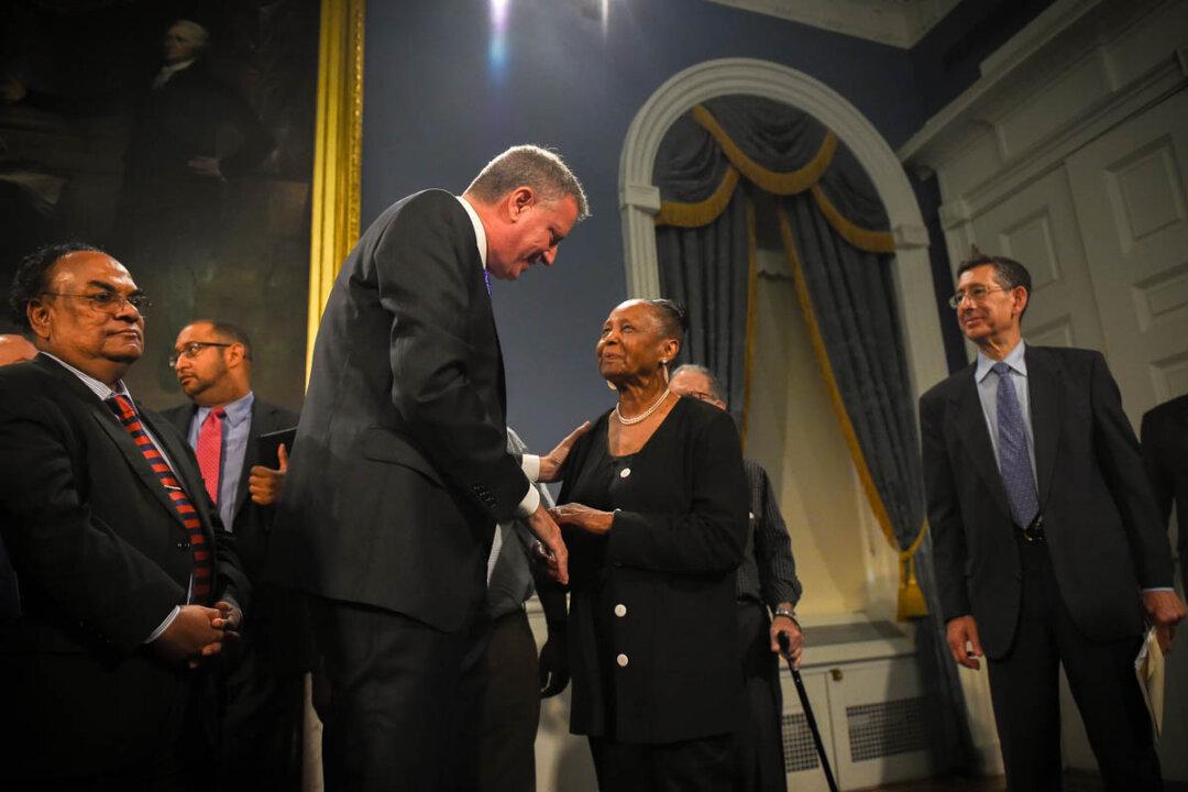 City Reaches $1.75 Billion Contract Deal With City’s Largest Labor Union