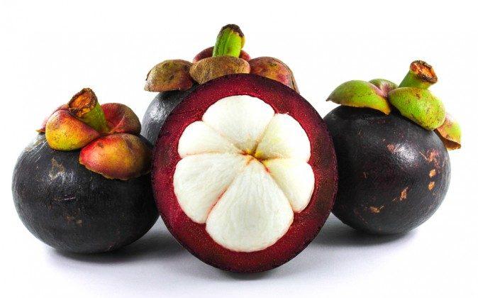 Mangosteen Fruit Shown to Kill Breast Cancer Cells Without Causing Harm