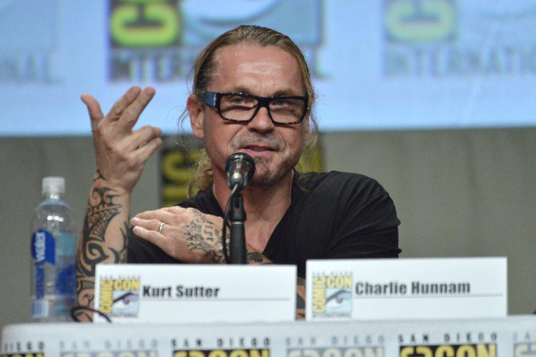 Sons of Anarchy Season 7 Spoilers: Kurt Sutter Teases Extreme Violence in Episode 7