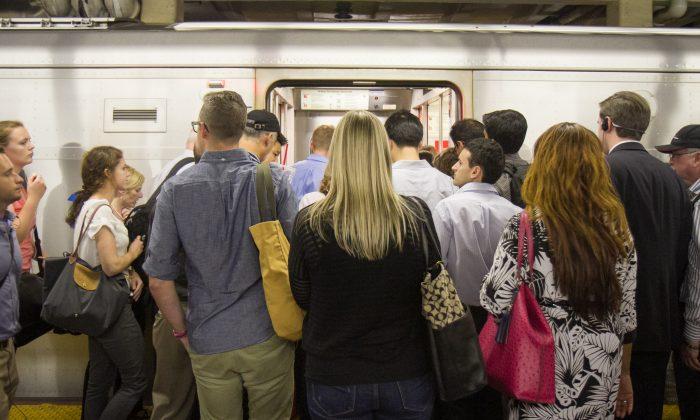 Advocates Urge New Yorkers to Support Transit Tax Breaks
