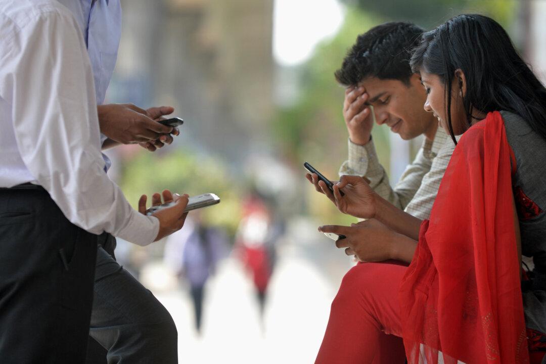 India Combats Technology Addiction With Treatment Center