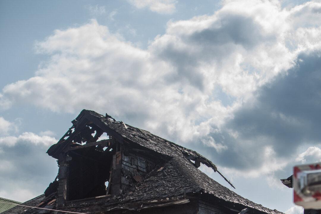 Three Families Homeless After Bronx, New York, Blaze