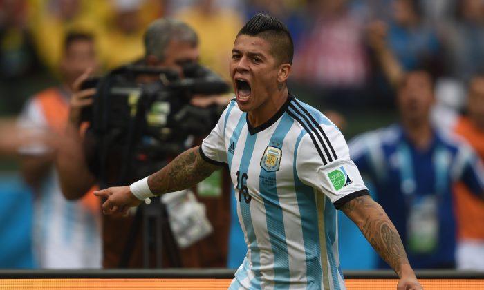 Marcos Rojo Transfer News: Liverpool Target Linked With Chelsea?