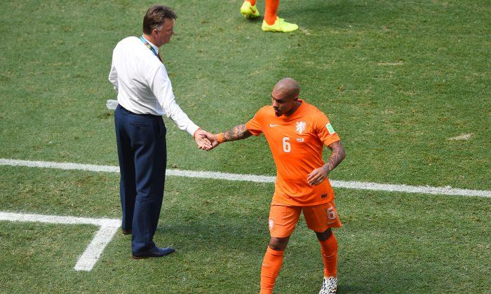 Nigel De Jong: Netherlands Coach Louis Van Gaal is ‘One of a Kind’