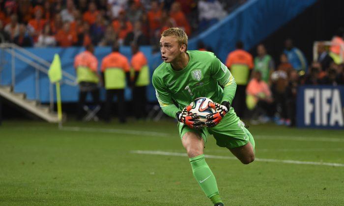 Tim Krul for Jasper Cillessen in Penalty Shootout? Nope, Netherlands Coach Louis van Gaal Used All Substitutes Against Argentina in World Cup 2014 Semi-Final