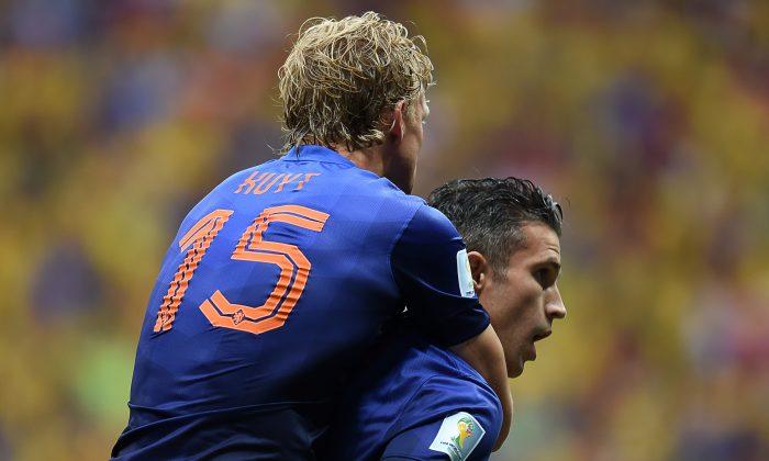 Robin Van Persie Penalty Goal Video: Watch Netherlands Captain Score Against Brazil Today