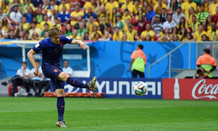 Daley Blind Goal Video: Watch David Luiz ‘Assist’ Netherlands Defender Against Brazil Today