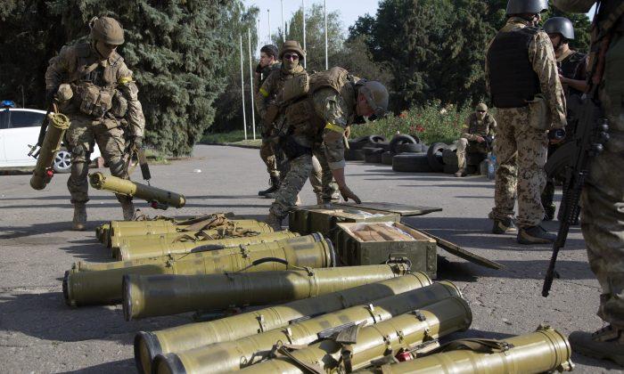 Ukrainian Forces Found Soviet Weapons Belonging to Pro-Russia Rebels in Slovyansk