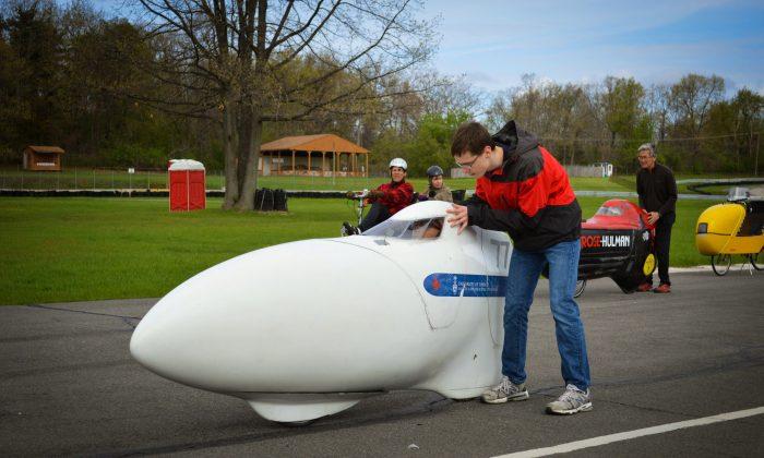 Team Known for Human Powered Helicopter Aims for Land Speed Record 