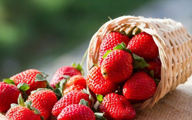 Health Benefits of Strawberries According to Traditional Chinese Medicine