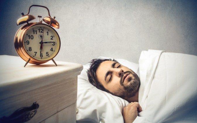  How Much Sleep Do We Actually Need? (Video)