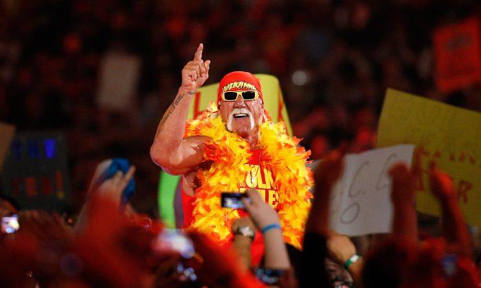 WWE 2K15 Roster: Hulk Hogan Done With Signing Hulkamania Edition Cards