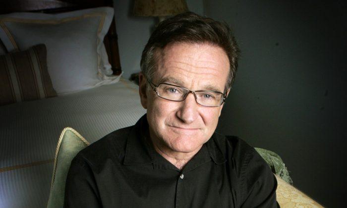 Robin Williams: Last Pictures Posted by TMZ Posts at Art Gallery