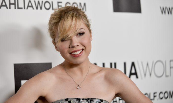 Jennette McCurdy Stars in New Series What’s Next for Sarah, First Show After Sam & Cat (+Videos)