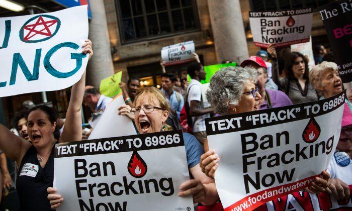 City Council Moves to Ban Waste From Fracking in NYC