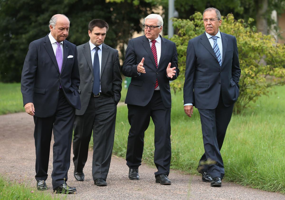 Will Embargoes on Russia Spin France Into Crisis?