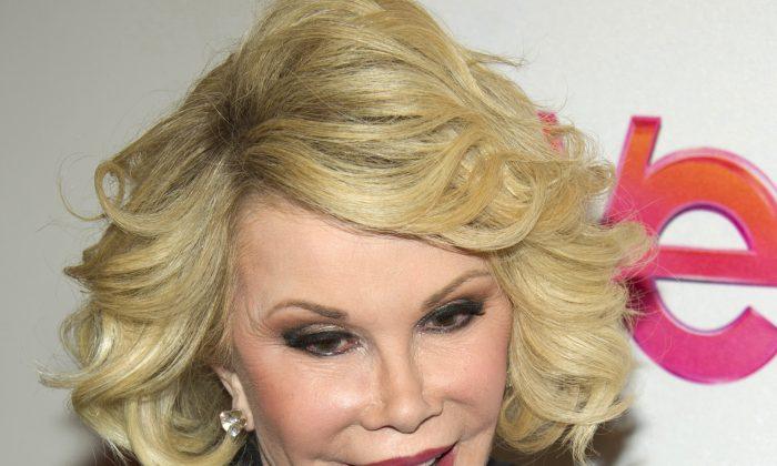 Joan Rivers Israel-Palestine Quote: ‘Palestinians Deserve to Die’ Comments Panned On Twitter After Her Death