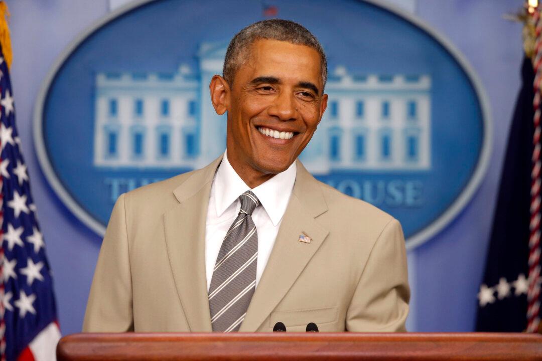 Dear President Obama, I Hope You Roll Out the Tan Suit Again