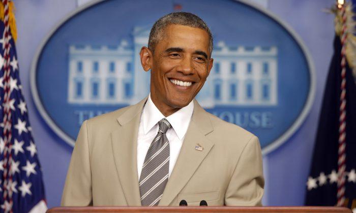 Dear President Obama, I Hope You Roll Out the Tan Suit Again