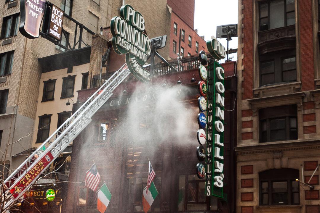 Fire Destroys Connolly’s Irish Pub