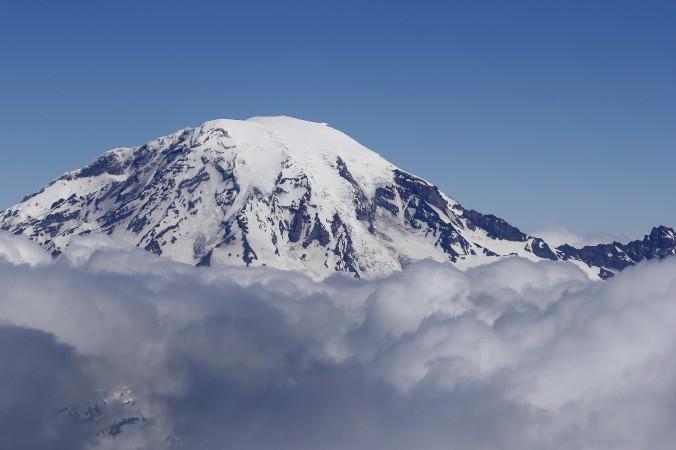 Mount Rainier in a file photo. (AP Photo/Elaine Thompson)