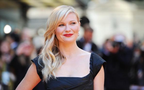 Kirsten Dunst Pictures: Actress Slams Apple After Alleged Leaked Photos Out