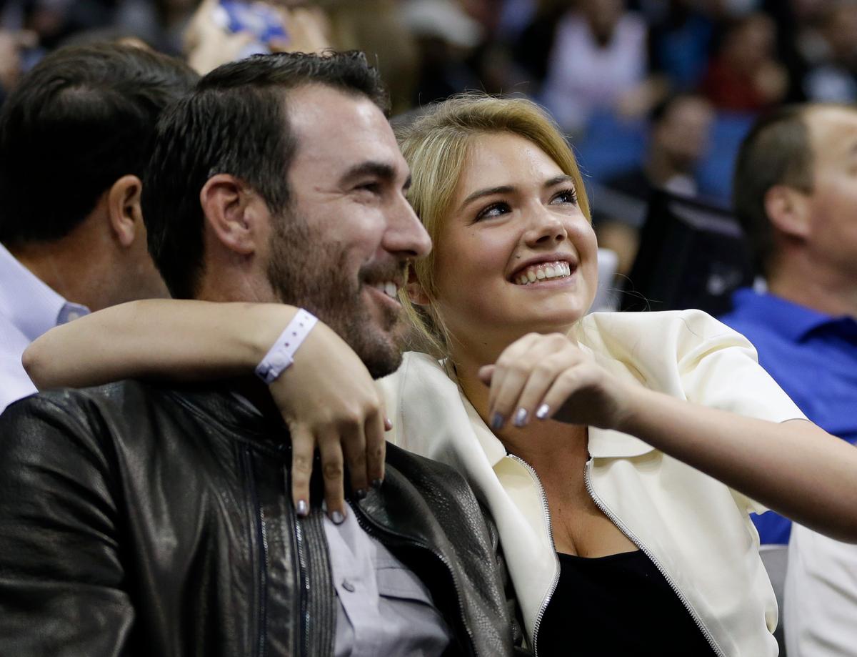 Kate Upton Says Dolphins’ National Anthem Protest ‘A Disgrace’