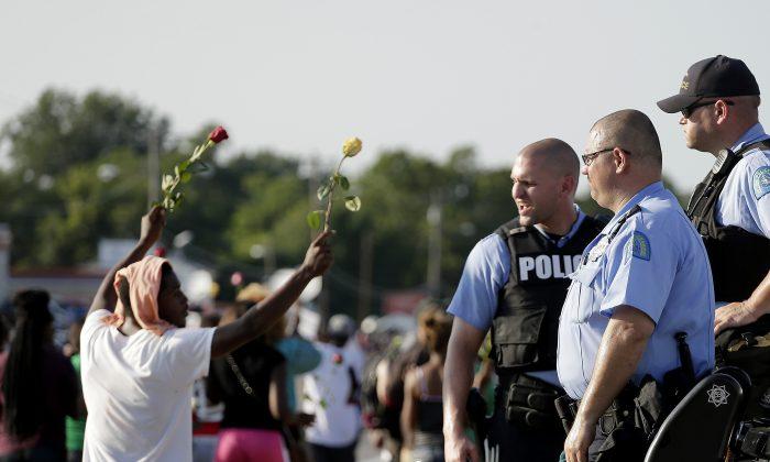 New Ferguson Video Shows Eyewitness With Hands in the Air