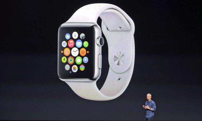 Apple Didn’t Call Their Watch the iWatch After All (Video)