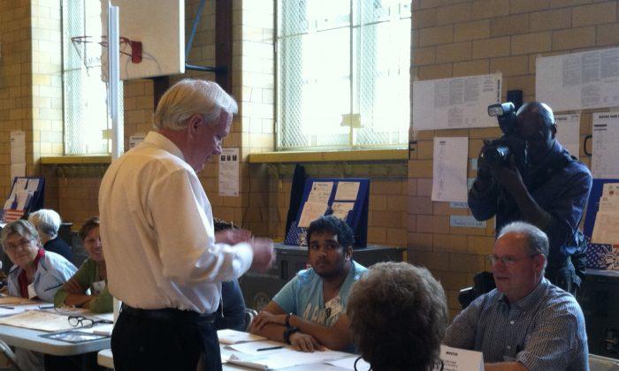 New York Primaries: Avella and Liu Campaign Until Last Minute for a Tight State Senator Race