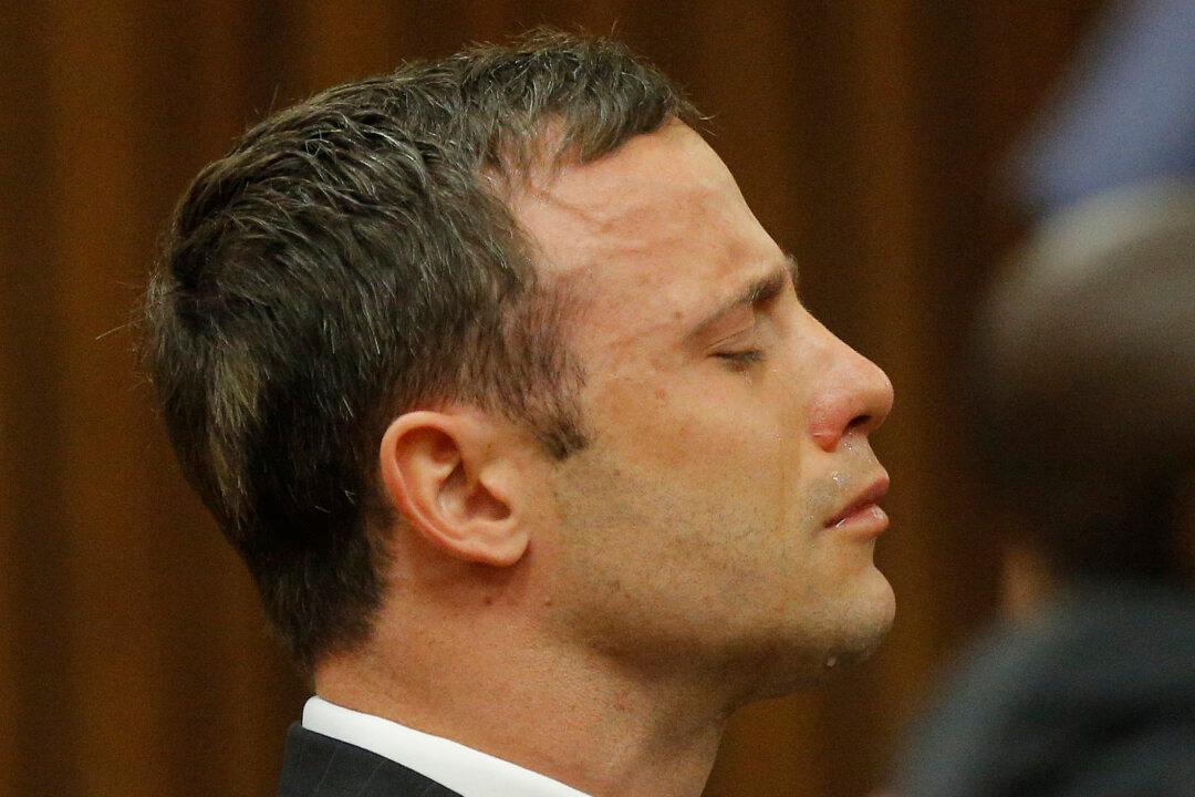 Oscar Pistorius Trial: Columnist Says White People ‘Hungry for Blood’ of Pistorius