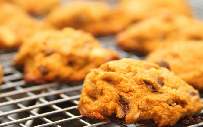 Ridiculously Good Pumpkin Spice Cookies