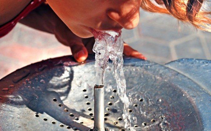 Thirsty? This Talking Fountain Encourages People to Drink More H2O