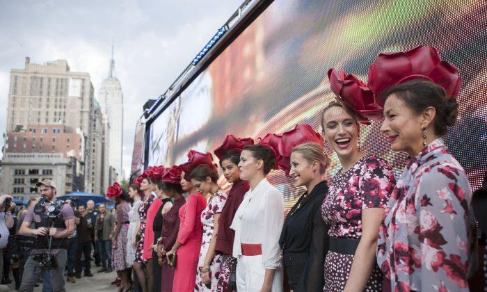 Eva Mendes Brings Fashion to Fifth Avenue