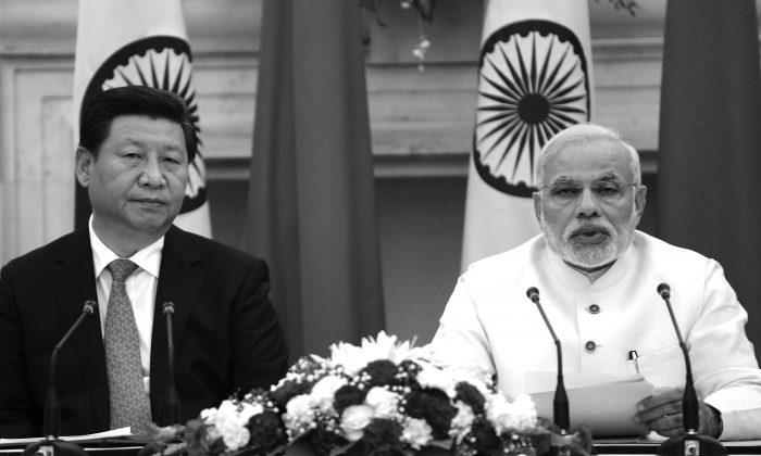 Leaders of China, India Talk as Border Face-Off Intensifies