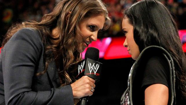 AJ Lee vs Stephanie McMahon? WWE Teases Future Potential Divas Matchup
