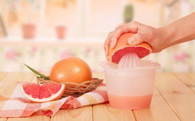 The Health Benefits of Fresh Grapefruit Juice
